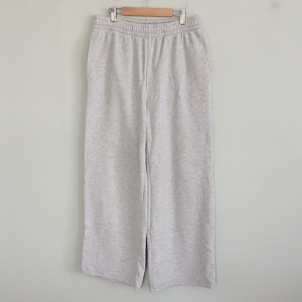 American Eagle Women's Wide Leg Light Gray Sweatpants With Pockets Size Medium